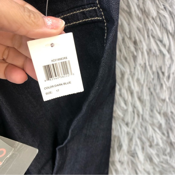 Soundgirl Shorts Womens Size 17 NWT Dark Blue Cuffed Hem - Picture 9 of 13